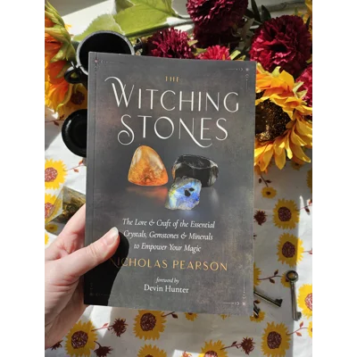 The Witching Stones - Nicholas Pearson The Witching Stones - Nicholas Pearson