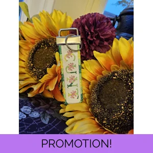 CUNT Floral Keyring