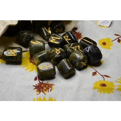 Labradorite Runes