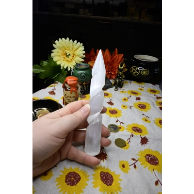 Selenite pointed wand 11 cm