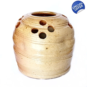 Linda Whitty | Pottery ..