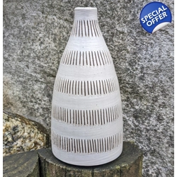 Jane Searle | Studio Pottery Vase - Studio Ceram..