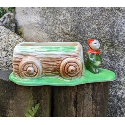 Foster's Pottery Cornish Pixie & Cart, Redruth Cornwall