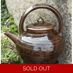 Mystery Pottery Teapot | Bri..