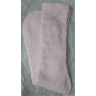 White Diabetic Calf Socks
