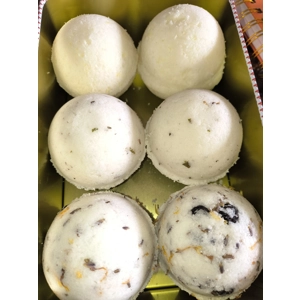 Bath bomb gift set