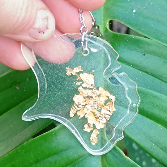 Golden Ginkgo keychain, real gold in sparkly transparent epoxy