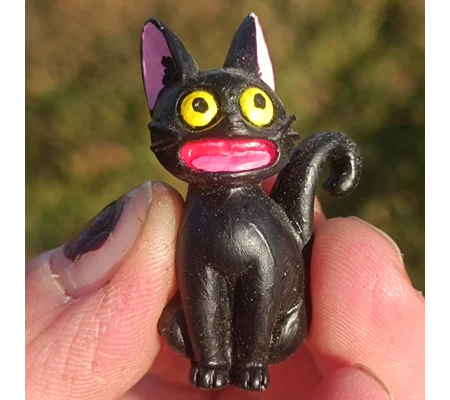 Feed me cat magnet, black