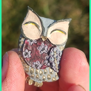 Flower owl magnet, grey..
