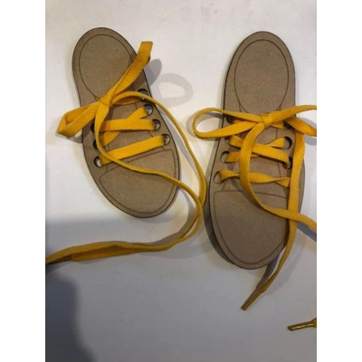 MUMMY AND ME LACING SHOES (TEACHING AID) ONLY £2 A PAIR