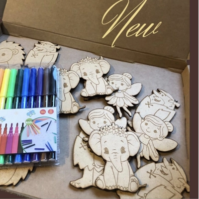 NEW! Christmas Craft Box – Just £7!