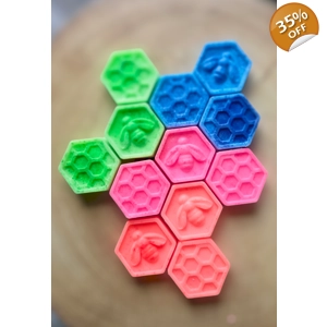 Bee & honeycomb shaped wax melts