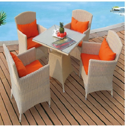 Set Rattan 1 Table 4 Chairs