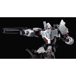 Megatron: Flame Toys Furai Model Kit - IDW Decepticon