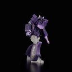 Shockwave: Flame Toys Transformers Furai Model Kit
