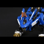 Blade Liger RMZ-001: Zoids Realize Model 1:100 Scale Model Kit