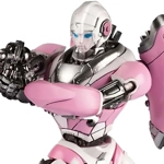 Arcee: Transformers Smart Model Kit 04