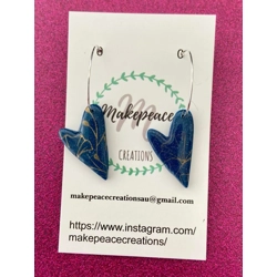 BLUE ORGANIC HEART ON SILVER HOOPS