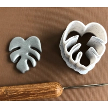 MONSTERA LEAF CUTTERS 2..