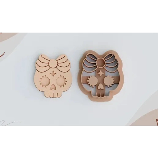 product Image for SKULL WITH A BOW