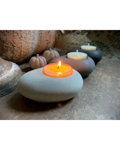 Pebble Tea Light Holder