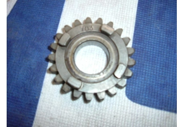 Husqvarna used gear 1611703-01