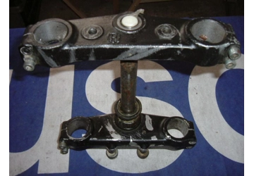 Husqvarna fork triple clamps 1985 to 1988