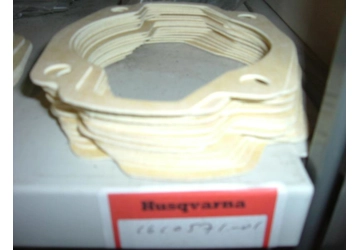 Husqvarna 450 base gasket