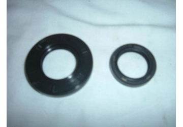 Husqvarna main bearing seals viton 1966 to 1975