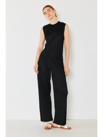 Marina West Swim Pleated Elastic-Waist Straight Pants