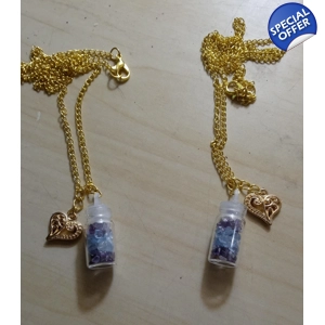 Matching necklaces