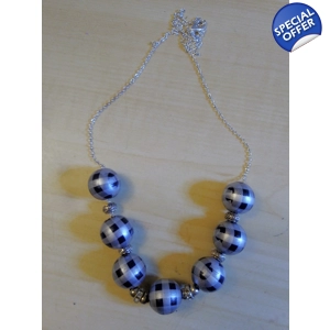 Buffalo Plaid Wood Beads Set