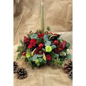 Christmas Table Arrangement