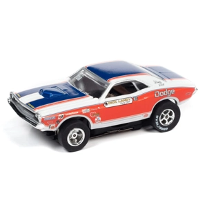 Auto World Dick Landy 1971 Dodge Challenger X-Traction Ultra-G