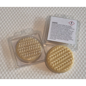 Farenheit Wax Melt Knitted Clamshell