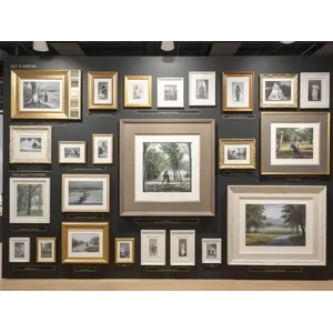 Enhance your home with Malden's stylish decor frames from More4less, designed to beautifully display your favorite photos.