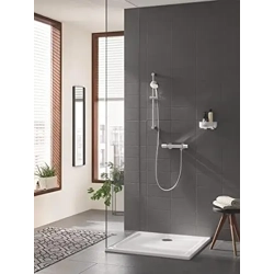Grohe Tempesta Cosmopolitan 24-inch Shower Bar in Starlight Chrome installed in modern bathroom