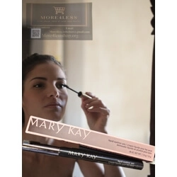 Mary Kay Liquid Eyeliner Pen in Black