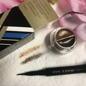 Mary Kay Dramatic Gold Eye Gel Liner Duo .14 oz | 094672
