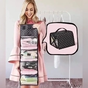 Mary Kay Roll & Glow Travel Makeup Organizer with Clear Po..