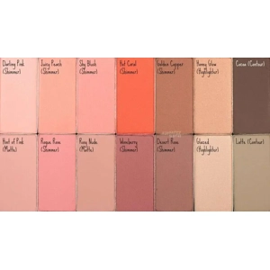 The silky, pressed powder of Chromafusion® Blush, showcasing its lightweight texture made with light-reflecting pigments.