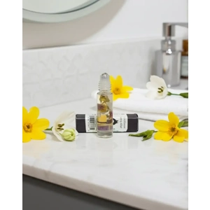 Vixen Skincare Elixirs: Crystal-Oil Infused Roller (10 ml) - Natural Serenity by More4less