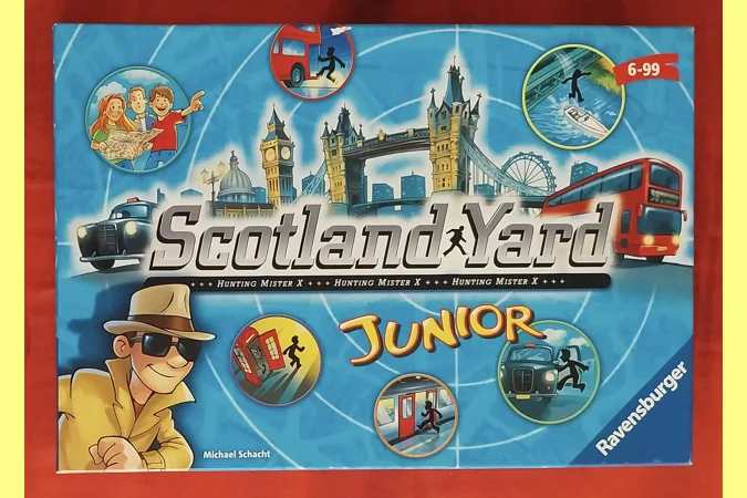 Ravensburger Scotland Yard Junior Board Game COMPLETE