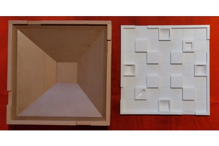 Marbles Brain Workshop Tipsy Balance Board Game COMPLETE