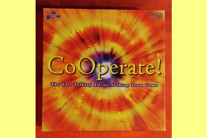 Drumond Park Cooperate! Fast Talking All-Or-Nothing Board Game COMPLETE