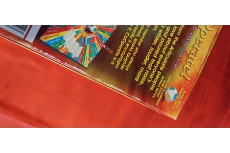 Drumond Park Cooperate! Fast Talking All-Or-Nothing Board Game COMPLETE