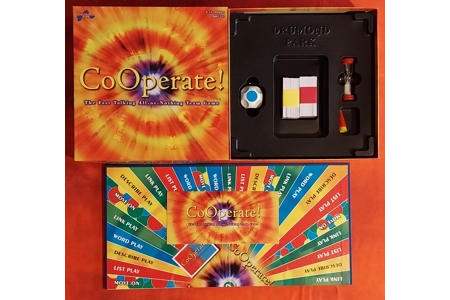 Drumond Park Cooperate! Fast Talking All-Or-Nothing Board Game COMPLETE