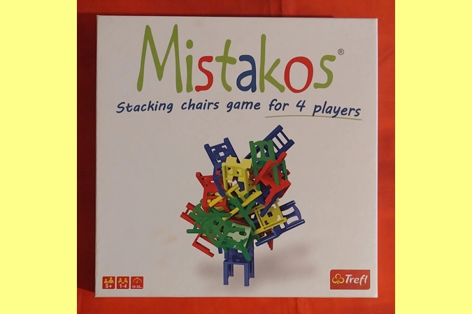 Trefl Mistakos Stacking Chairs Game COMPLETE