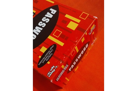 Goliath Password Word Association Card Game COMPLETE