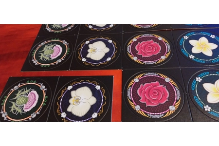 Lui-Meme Skull Family Bluffing Card Game - COMPLETE